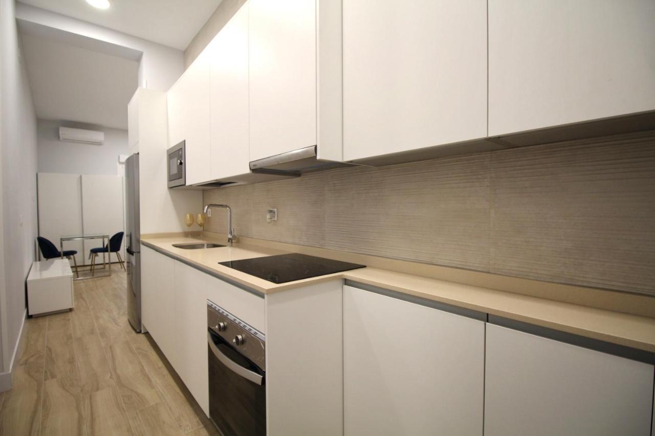 Apartamento En Embajadores Madri Exterior foto